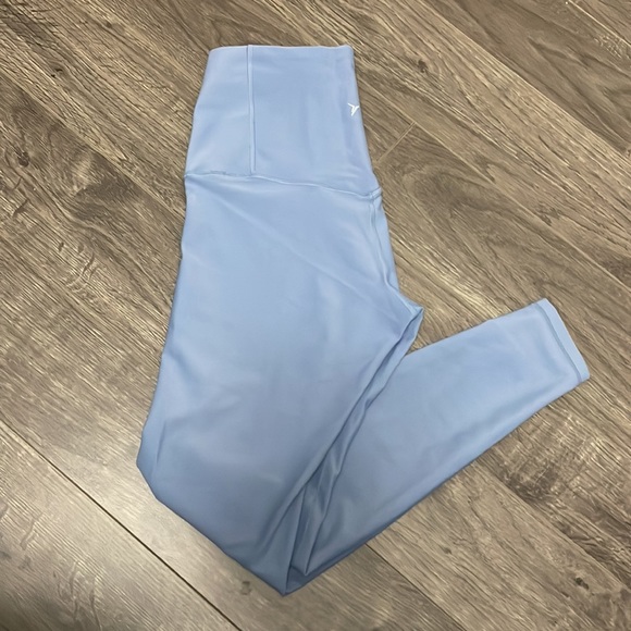 EUC Oldnavy extra high waisted powersoft leggings - Picture 3 of 3